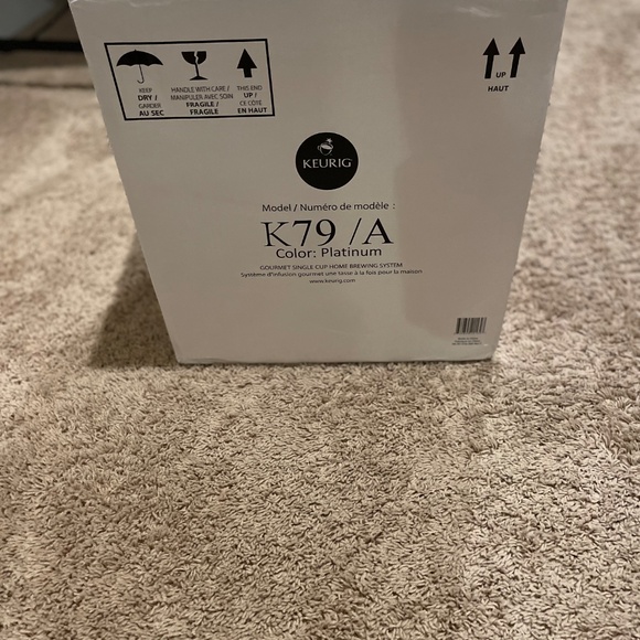 Keurig-L79/A Coffee Machine - Picture 2 of 3